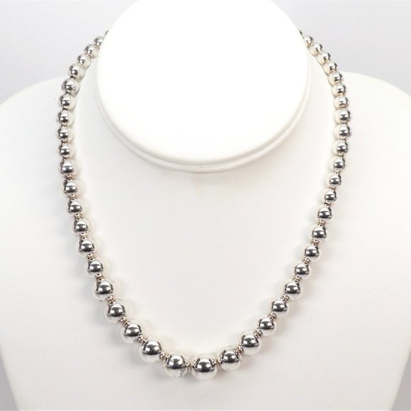 Tiffany & Co. Graduated HardWear Sterling Silver 16" Necklace Like New - Picture 1 of 6
